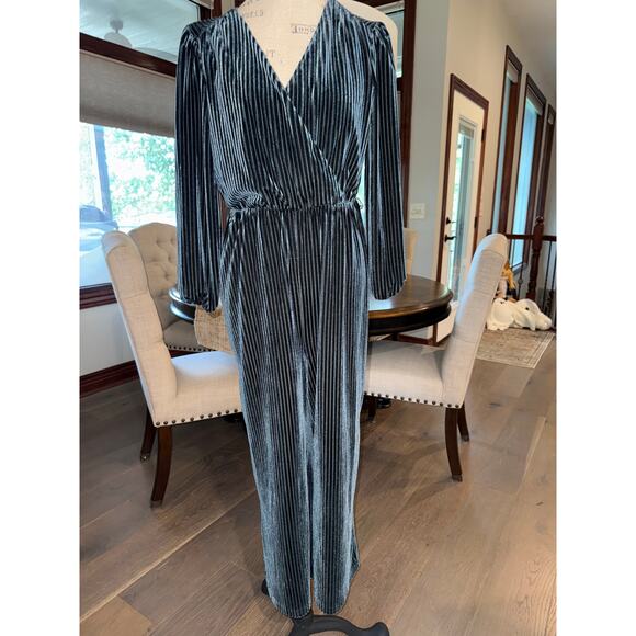 Anthropologie Ali & Jay LA Samantha Blue Ribbed Velvet Jumpsuit SIZE MP EUC - Picture 8 of 9